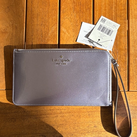 Kate Spade Lucy Medium Wristlet